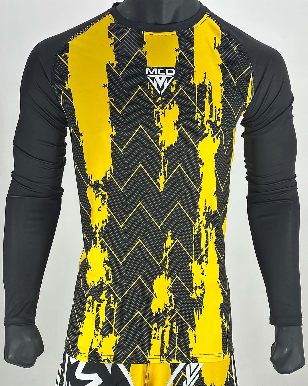 MCD PREDATOR 1.0 RASH GUARD – MCD SPORTS